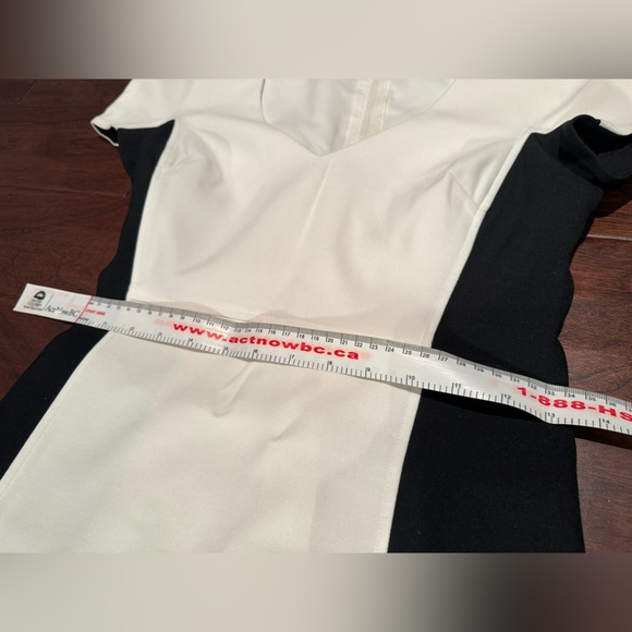 Babaton Jaxon Midi Dress - Picture 6 of 7